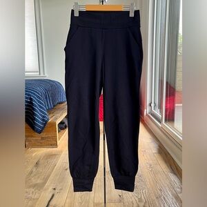 PUBLIC REC perfect Jogger size 26
